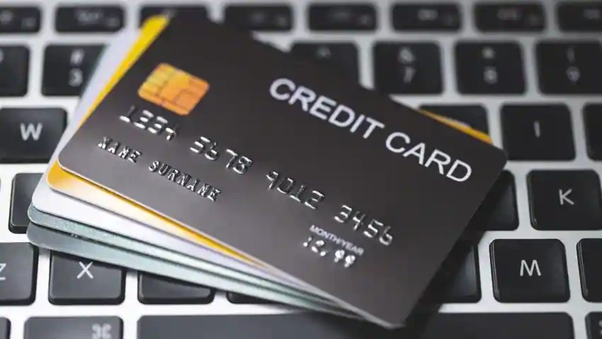 Credit Card Portability: क्या आप भी अपने क्रेडिट कार्ड को कराना चाहते हैं पोर्ट, मोबाइल नंबर की तरह पल भर में हो जाएगा पोर्ट, जानिए कैसे ?