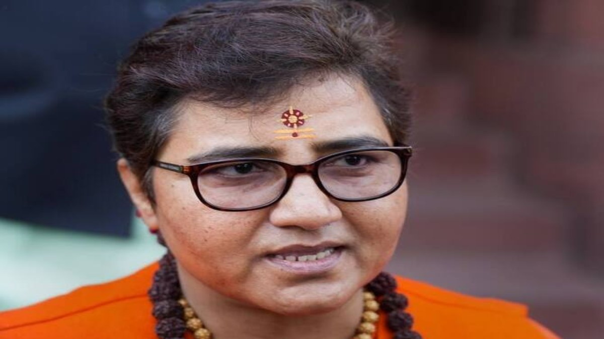 MP में निजी स्कूलों की मनमानी पर लगेगा लगाम! सांसद प्रज्ञा ठाकुर ने DEO से मांगी जांच रिपोर्ट, लोकसभा में उठाया जाएगा मुद्दा