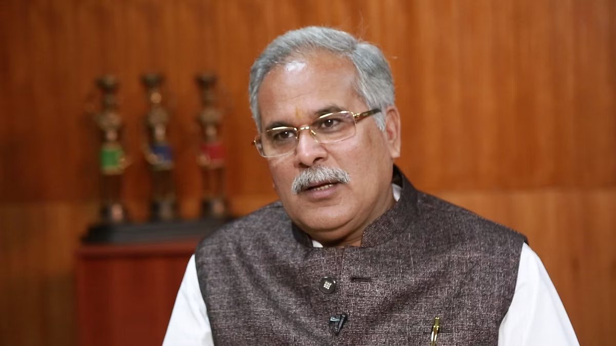 महतारी वंदन योजना : पूर्व CM ने कहा- केंद्रीय मंत्री ने कहा था रमन सिंह और भूपेश बघेल की पत्नी को भी लाभ मिलेगा, आज आप क्राइटेरिया ला रहे हो, मतलब सरकार की नियत ही नहीं है