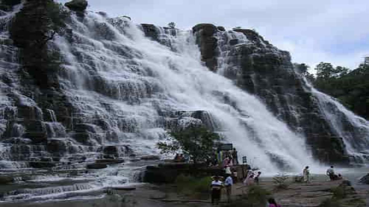 बाढ़ से जागा सरकारी सिस्टम: अब NH 130 से पैदल जाना होगा Chingra Pagar Waterfall, इस दिन बंद रहेगा आना-जाना, जानिए सैलानियों के लिए और क्या-क्या अपडेट ?