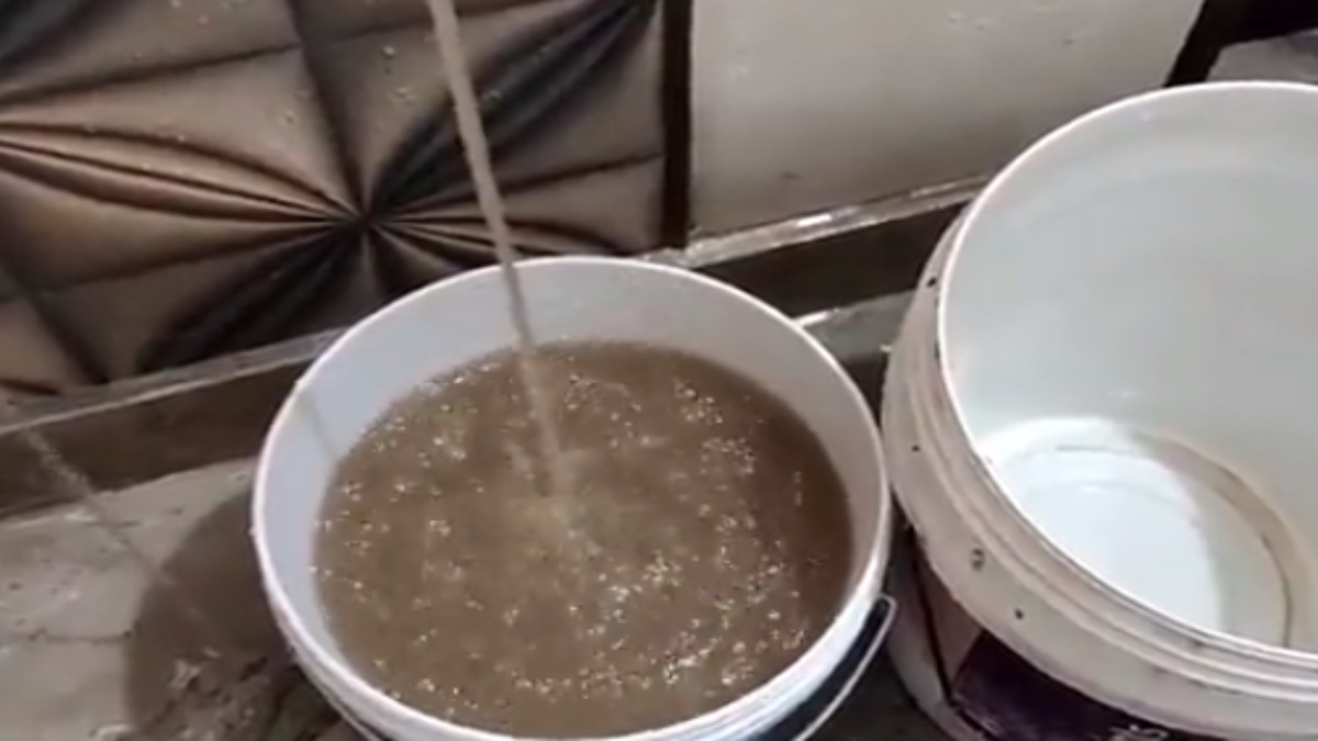राजधानी के इस इलाके में आ रहा दूषित पानी, बाहर से खरीदकर पीने को मजबूर रहवासी