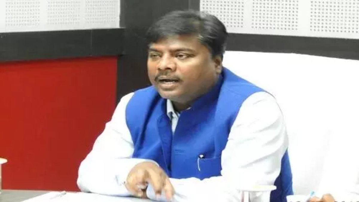 ‘क्या CG में कांग्रेस खत्म हो गई’: BJP संगठन पर कांग्रेस के सवाल पर केदार कश्यप का हमला, कहा- भरोसे के सम्मेलन में प्रियंका की जरूरत क्यों पड़ी…