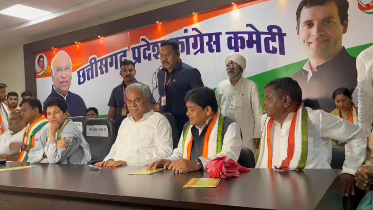‘केंद्र सरकार आंखें मूंदे बैठी है’: मणिपुर की घटना पर कांग्रेस ने लाया निंदा प्रस्ताव, CM भूपेश बोले- अच्छा होता गृहमंत्री शाह मणिपुर चले जाते, ये लोग केवल वोट की राजनीति कर रहे