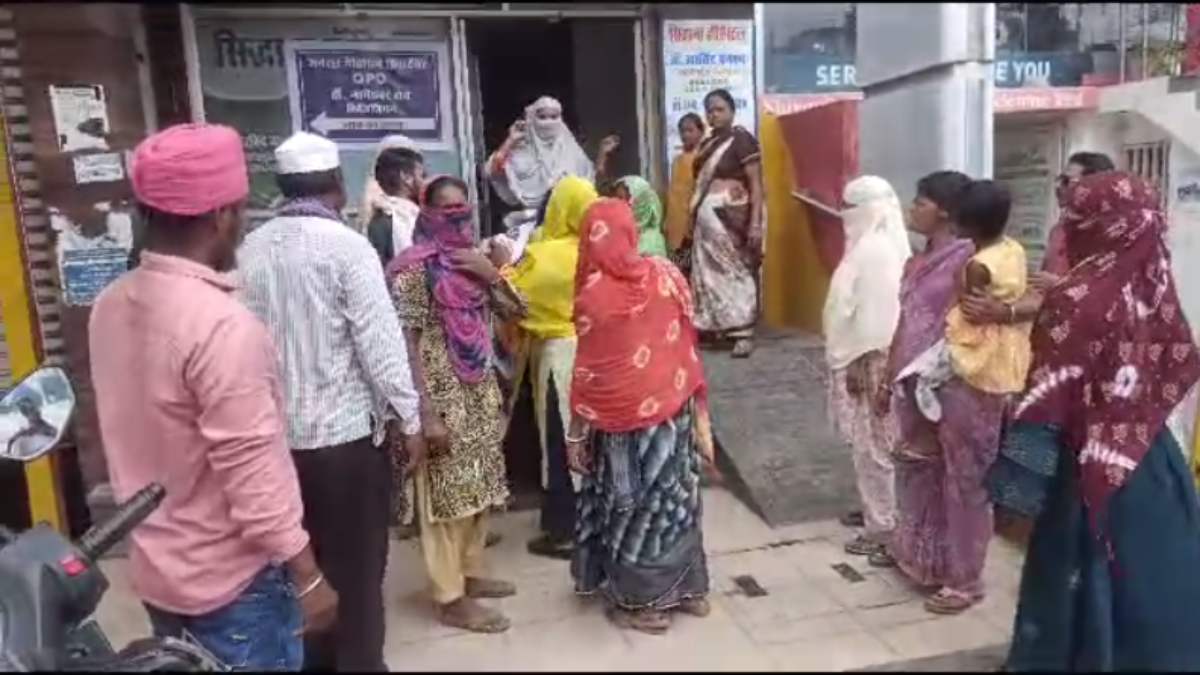 CG NEWS : प्रसव के दौरान अस्पताल में हुई थी महिला की मौत, एक महीने बाद भी नहीं हुई कार्रवाई, भड़के परिजन