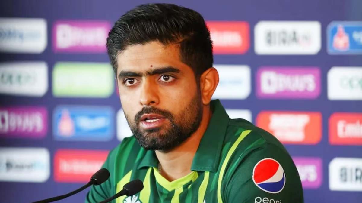 LPL 2023: पाकिस्तानी कप्तान Babar Azam के फैसले से प्रशंसक खुश, कोलंबो स्ट्राइकर्स के बल्लेबाज ने ‘नो बेटिंग एड’ क्लॉज रखा जारी