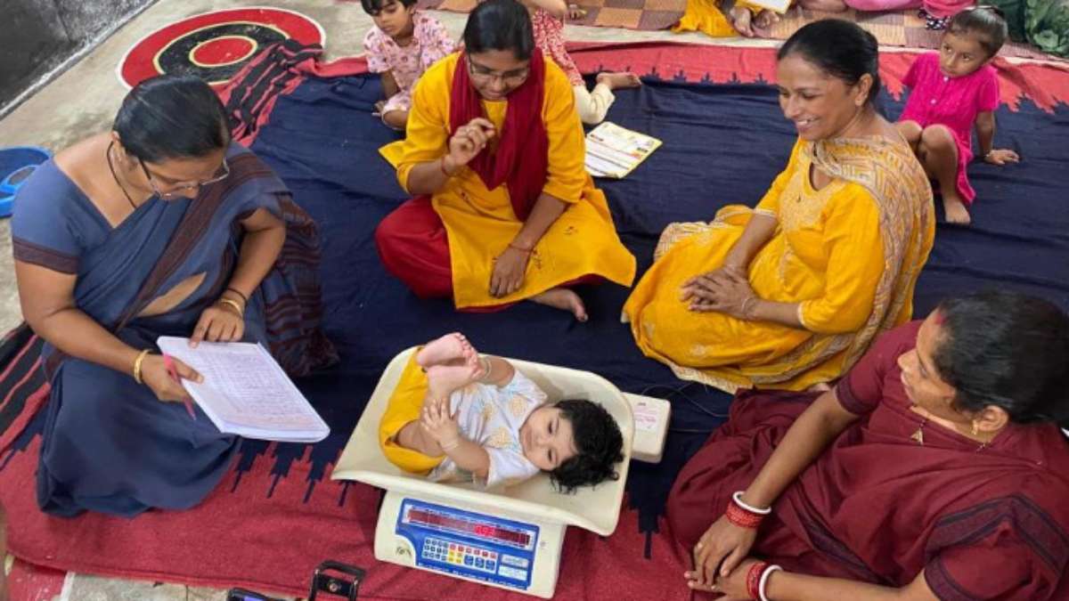 आंगनबाड़ी केंद्रों में वजन त्यौहार: 1 से 13 अगस्त तक मनाया जाएगा वजन त्यौहार, अभिभावकों से बच्चों का वजन करने की अपील