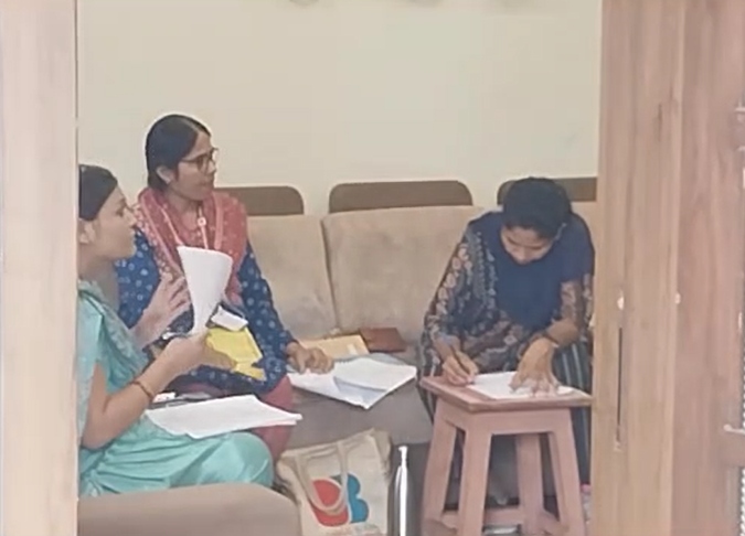 MP Breaking: खाद्य एवं औषधि प्रशासन विभाग के निरीक्षक के दो ठिकानों पर ईओडब्ल्यू का छापा, कार्रवाई जारी