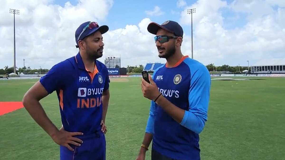 IND vs WI: वेस्टइंडीज के खिलाफ T-20 सीरीज से पहले टीम इंडिया को लगा तगड़ा झटका, ये तूफानी गेंदबाज हुआ चोटिल…