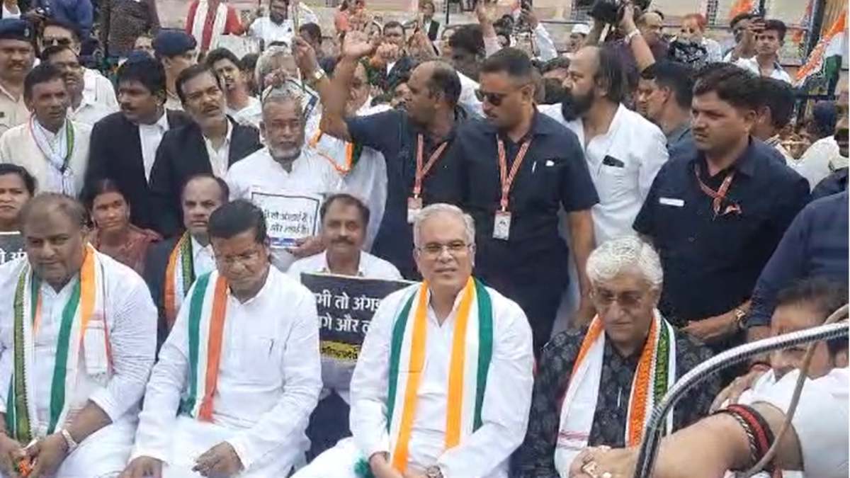 CG NEWS: मानहानि मामले में राहुल गांधी को गुजरात हाईकोर्ट से बड़ा झटका, CM भूपेश समेत कांग्रेस के दिग्गज नेताओं ने किया प्रदर्शन