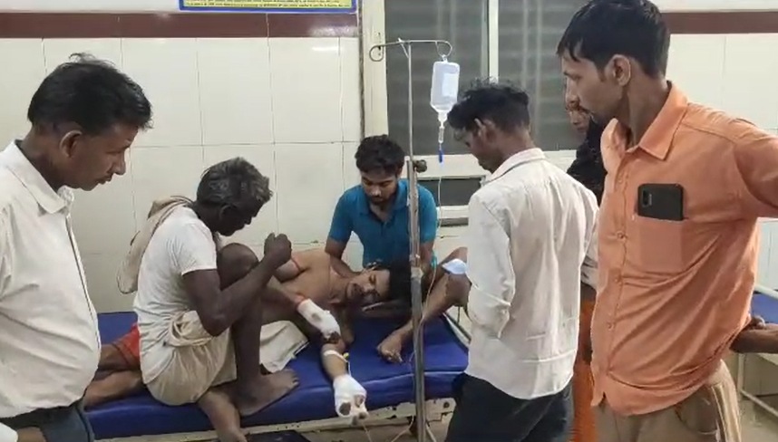 MP में दर्दनाक हादसाः खेत में करेंट लगने से पिता-पुत्र की मौत, एक गंभीर