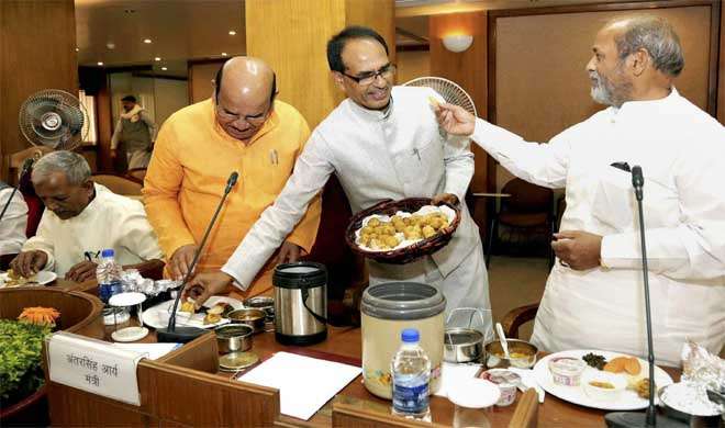मुख्यमंत्री निवास में टिफिन बैठक: 8 जुलाई को सीएम शिवराज करेंगे टिफिन मीटिंग, इन मुद्दों पर होगी चर्चा