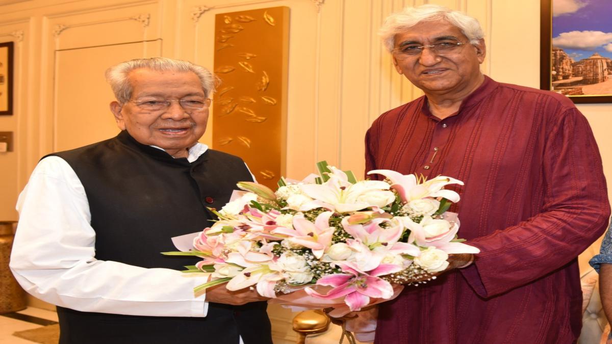राज्यपाल से मिले डिप्टी सीएम टीएस सिंहदेव, प्रदेश से जुडे़ मुद्दों पर की चर्चा