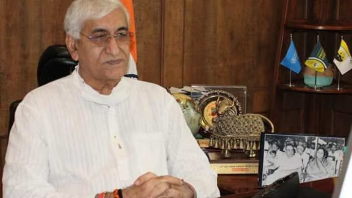 Apple से कांग्रेस और विपक्ष के नेताओं को मिला थ्रेट अलर्ट, सिंहदेव ने चिंता जताते हुए कहा- ‘व्यक्ति की निजता का हनन’