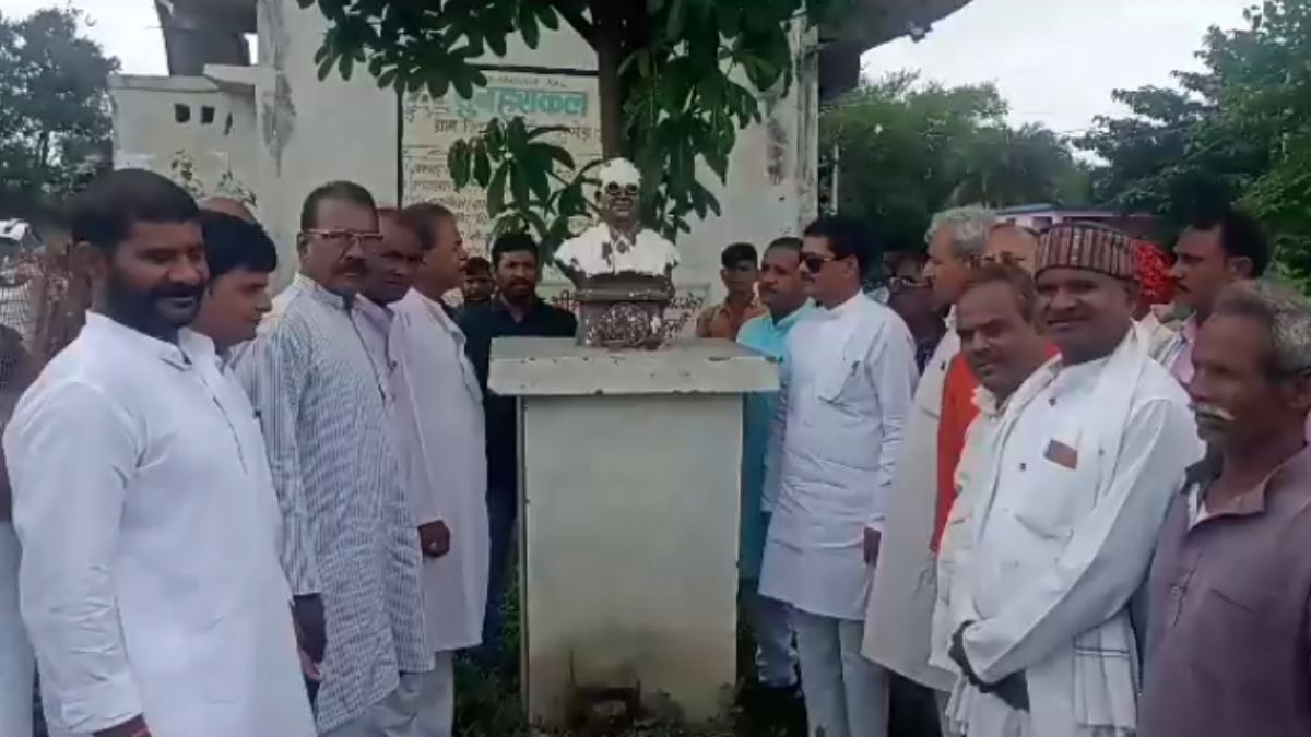 बाबा साहब की प्रतिमा तोड़ने का मामला: घटना की जांच करने पहुंची कांग्रेस की टीम, कमलनाथ को सौंपी जाएगी रिपोर्ट