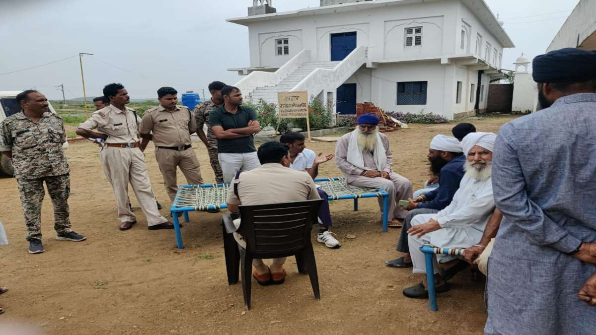 नशीला पदार्थ खिलाकर गुरुद्वारे में चोरी: सेवादारों के मोबाइल और दानपेटी के पैसे पर किया साथ साफ, अज्ञात महिला-पुरूष की तलाश में पुलिस