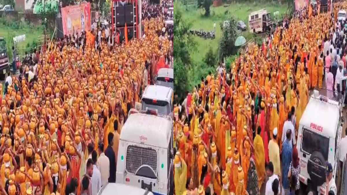 भगवामय हुआ छिंदवाड़ा: पं. धीरेंद्र शास्त्री की कथा से पहले निकाली गई कलश यात्रा, हजारों की सख्या में महिलाएं हुईं शामिल