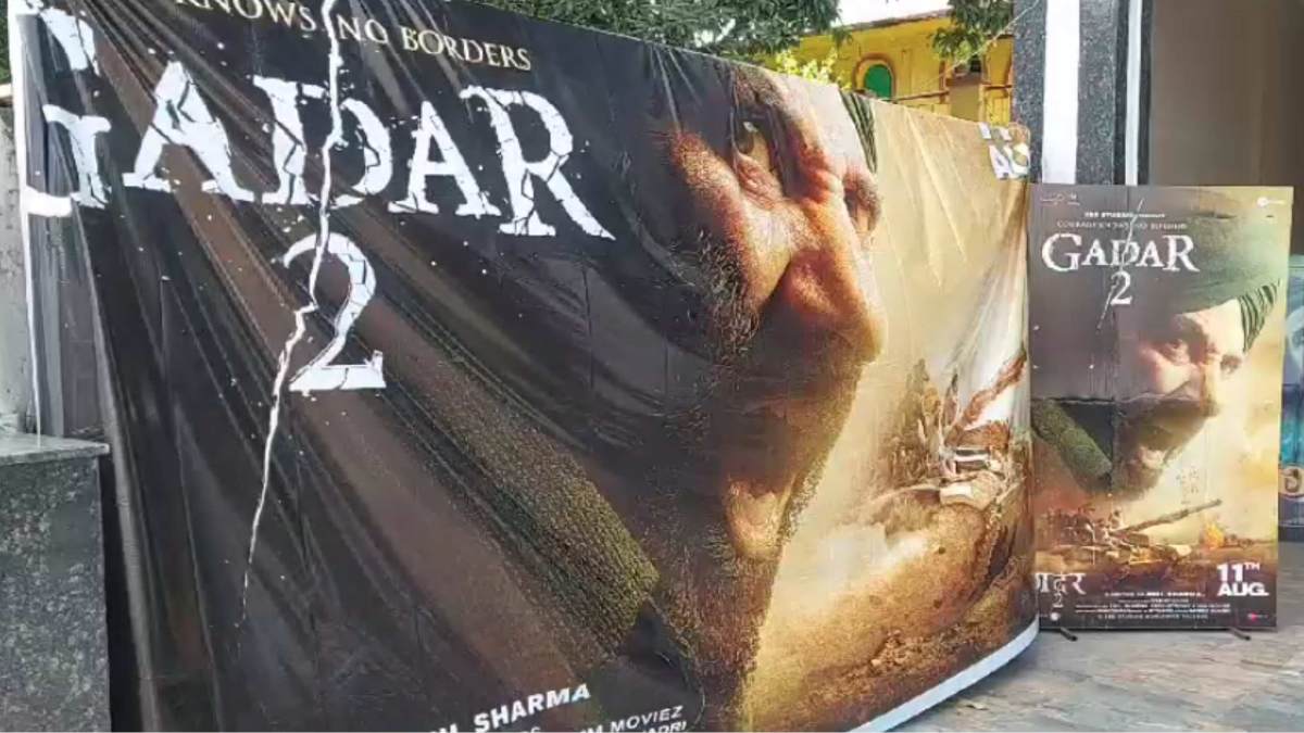गदर-2 का ऐसा क्रेज ! रीवा से लापता हुईं 3 नाबालिग छात्राएं, शहडोल के थिएटर में मूवी देखते मिलीं