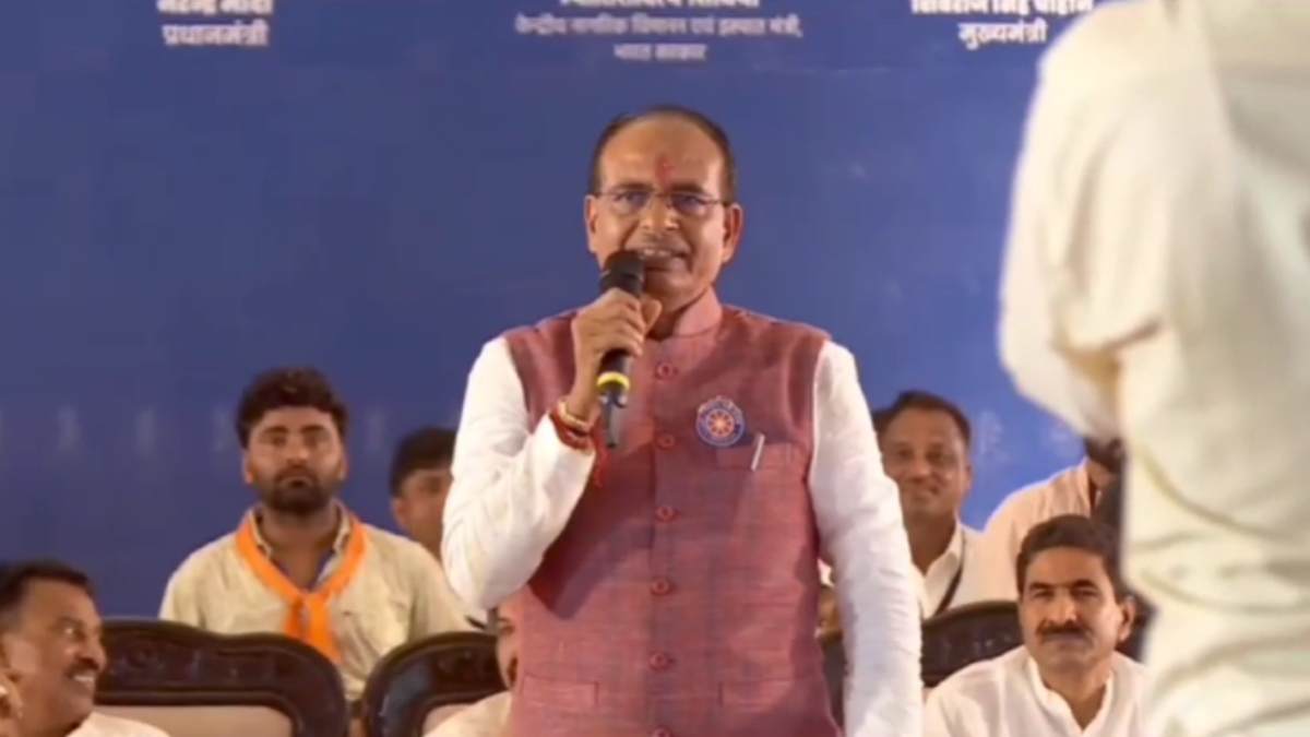 तुम मुझे BJP विधायक दो, मैं तुम्हें पिछोर को जिला बनाकर दूंगा: CM शिवराज ने किया रोड शो, 409 करोड़ के विकासकार्यों की दी सौगात