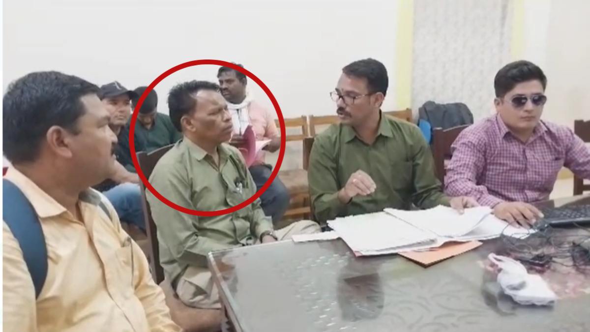CMO निकला रिश्वतखोर: लोकायुक्त ने 15 हजार घूस लेते रंगे हाथों पकड़ा, जानिए किस लिए मांगी थी रिश्वत