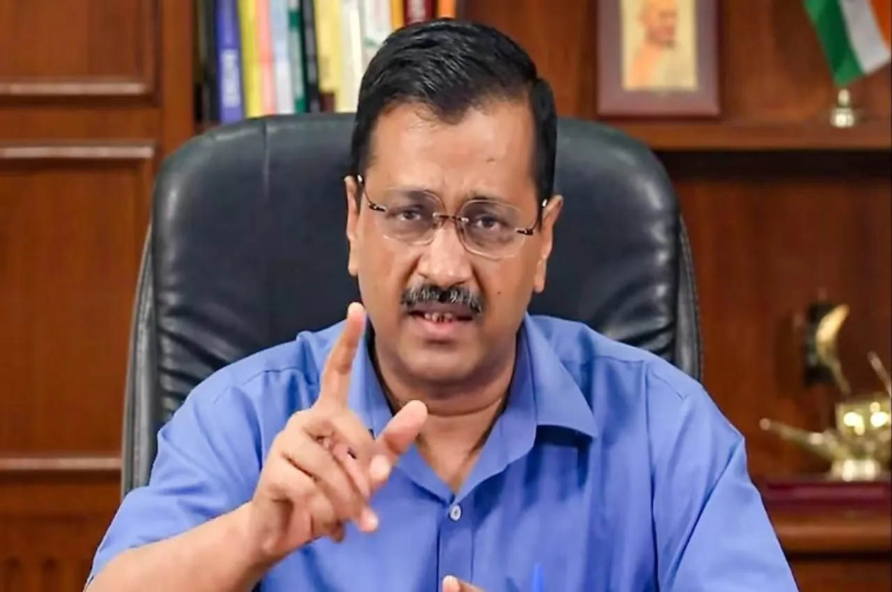 दिल्ली के मंत्रियों का आदेश नहीं मान रहे अधिकारी :अरविंद केजरीवाल