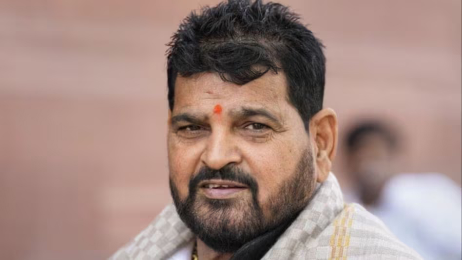 नाबालिग से दुष्कर्म मामले में बृजभूषण शरण को राहत