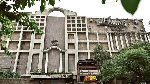 उपहार सिनेमा हॉल की सील 26 साल बाद हटाने का आदेश