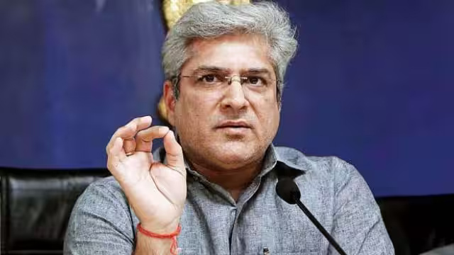 Delhi News: आग बुझाने के सर्वोत्तम यंत्र : गहलोत