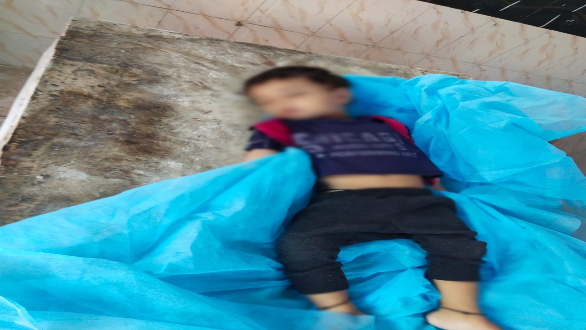दर्दनाक हादसा: पानी से भरे बाल्टी में डूबने से एक साल के मासूम की मौत, खेलने के दौरान हुई घटना