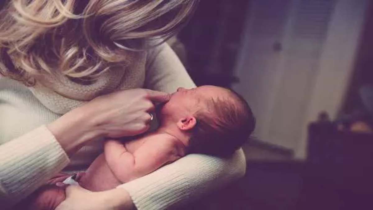 डिलीवरी के बाद महिलाओं को होती है extra care की जरूरत, शुरुआत के 1 सप्ताह में जरूर रखें इन सभी बातों का ख्याल …