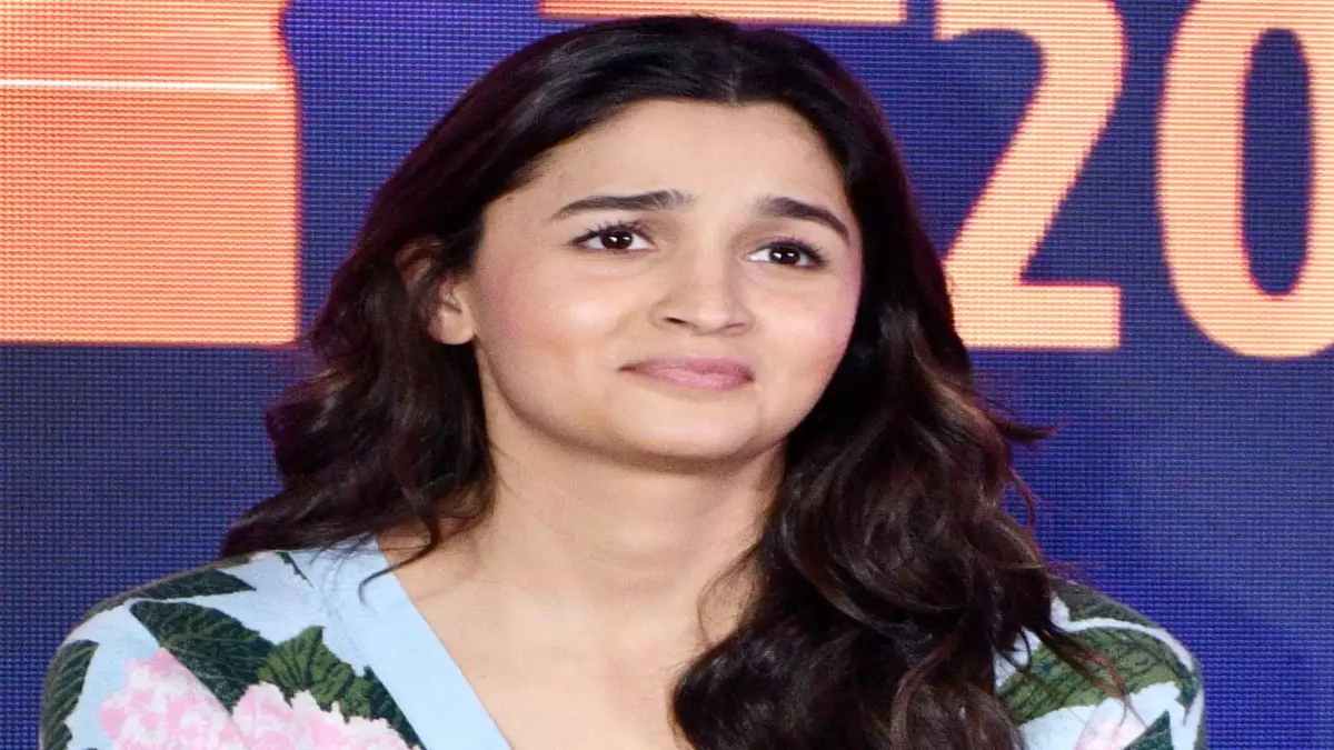 कितना सुंदर है Alia का रानी बनने का सफर, आप ने देखा यह ट्रांसफॉर्मेशन Video …