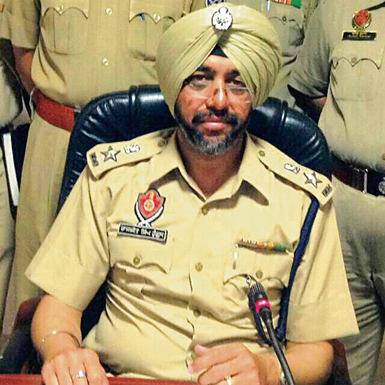 बर्खास्त AIG राजजीत हुंदल को जायदाद मामले में मिली अग्रिम जमानत