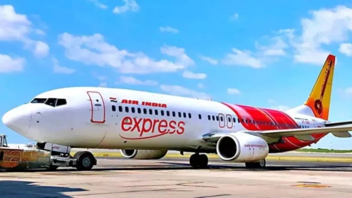 BIG BREAKING: Air India की Flight में बम की धमकी, पर्ची मिलने के बाद हड़कंप
