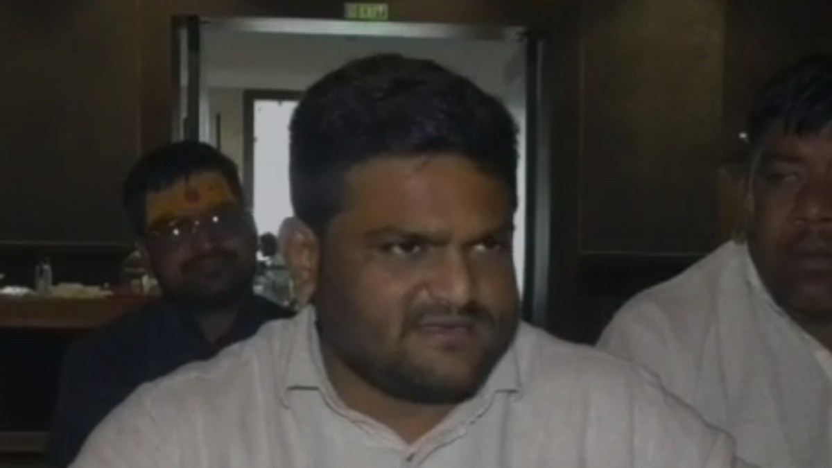 इंदौर में कांग्रेस पर बरसे हार्दिक पटेल: बोले- कांग्रेस की नींव ही भ्रष्टाचार की है, राहुल गांधी के लद्दाख दौरे पर भी कसा तंज