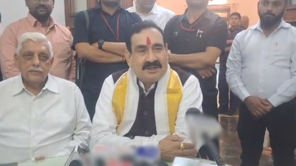 कांग्रेसी इच्छाधारी हिन्दू: गृहमंत्री नरोत्तम ने बोला हमला, कहा- चुनाव में मंदिरों की याद आती है, ट्विटर-टीवी तक सीमित, 15 महीने में SC-ST के लिए कुछ नहीं किया