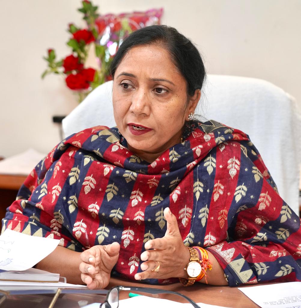 पंजाब सरकार कराएगी बी.ए. पास नौजवानों को स्टेनोग्राफी ट्रेनिंग