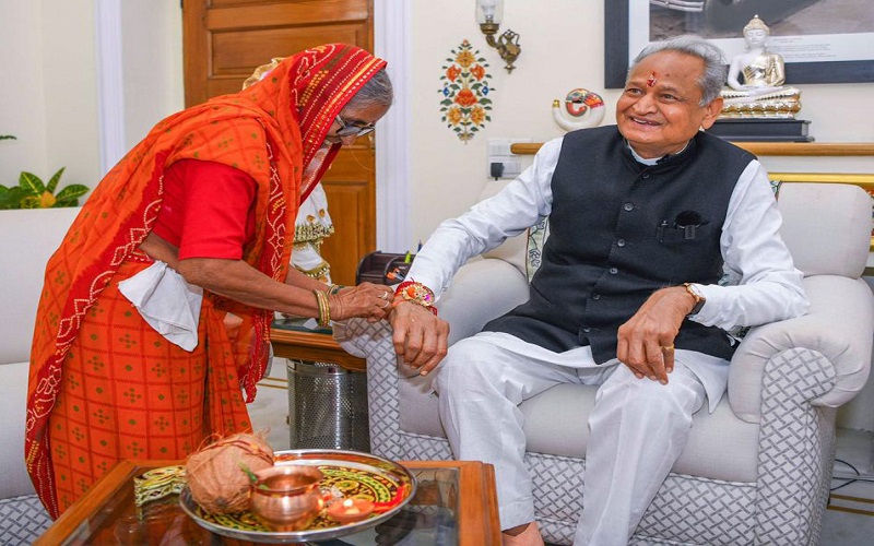 Rajasthan News: रक्षाबंधन के अवसर पर आज भी महिलाओं को नहीं देना होगा बस का किराया