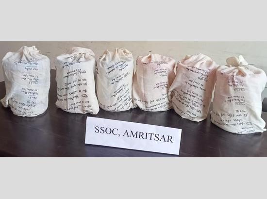 SSOC Amritsar ने नशा तस्कर से 6 किलो हेरोइन और 1.5 लाख रुपए ड्रग मनी की जब्त