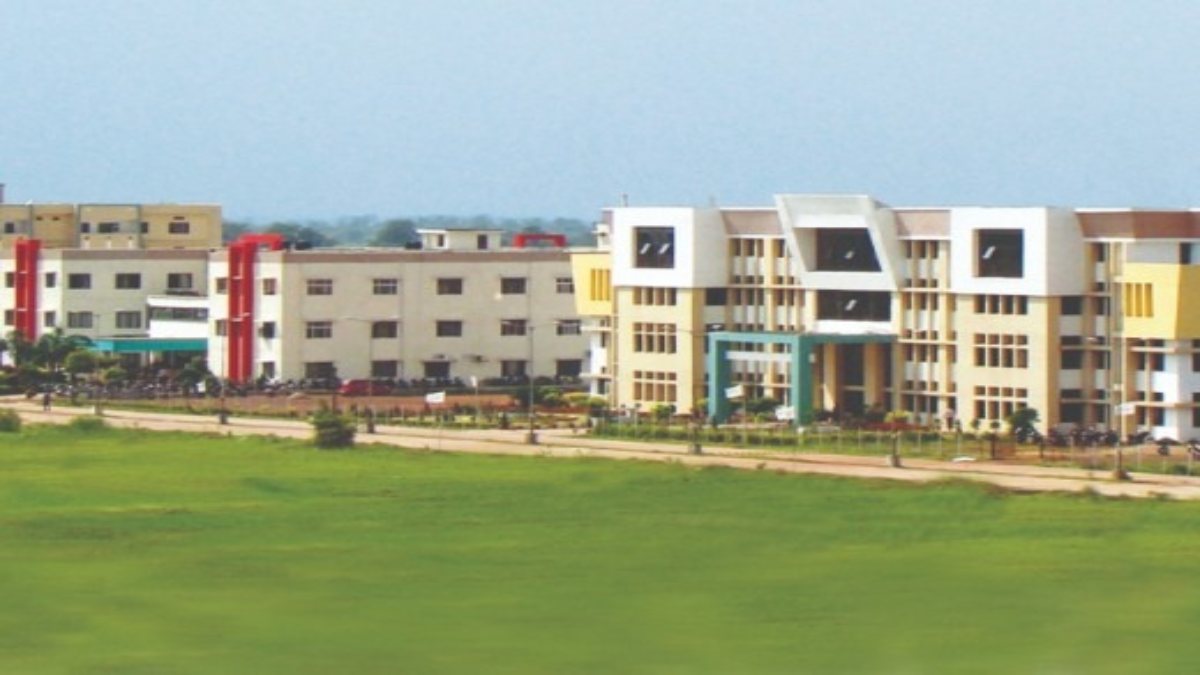 Sri Shankaracharya Engineering College में सीट फुल: पहले चरण की काउंसिलिंग में भर गई सीटें, ऐसा करने वाला रायपुर का एकमात्र कॉलेज