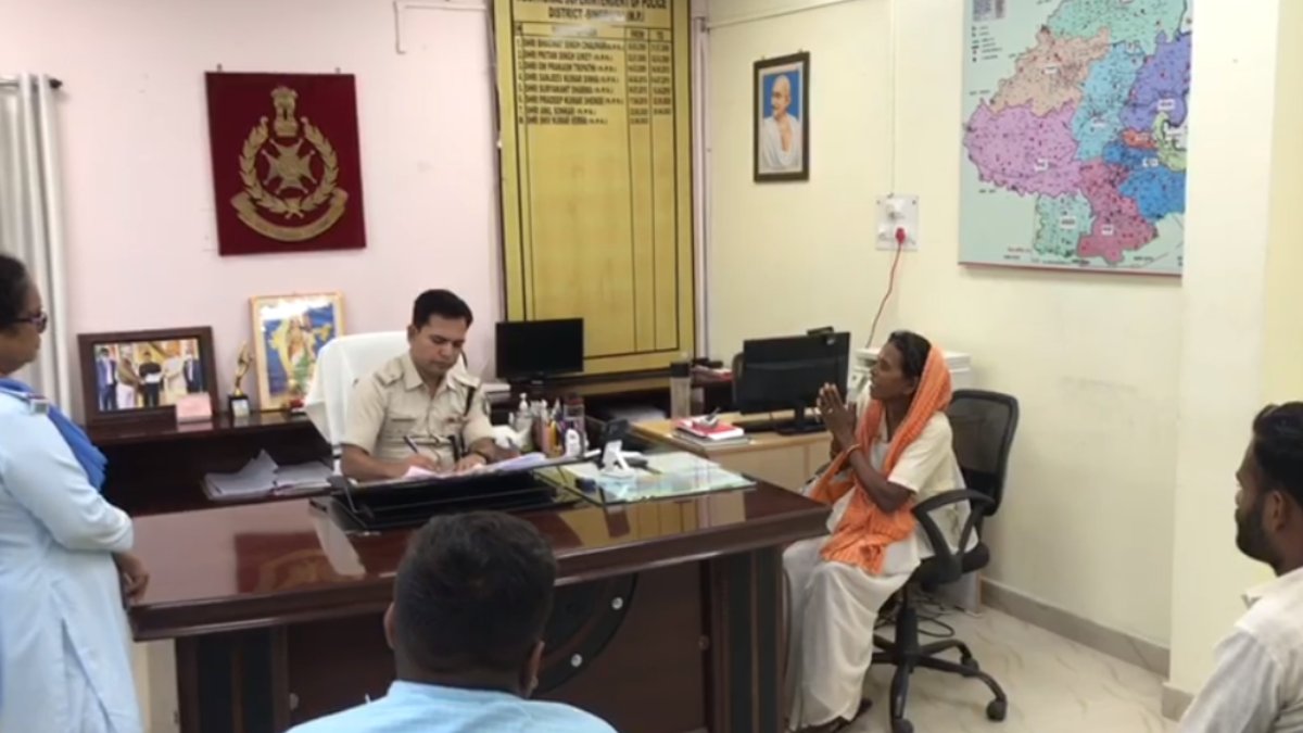 भतीजे ने चाची के साथ किया ये काम: एसपी ऑफिस पहुंची महिला, ASP से लगाई न्याय की गुहार