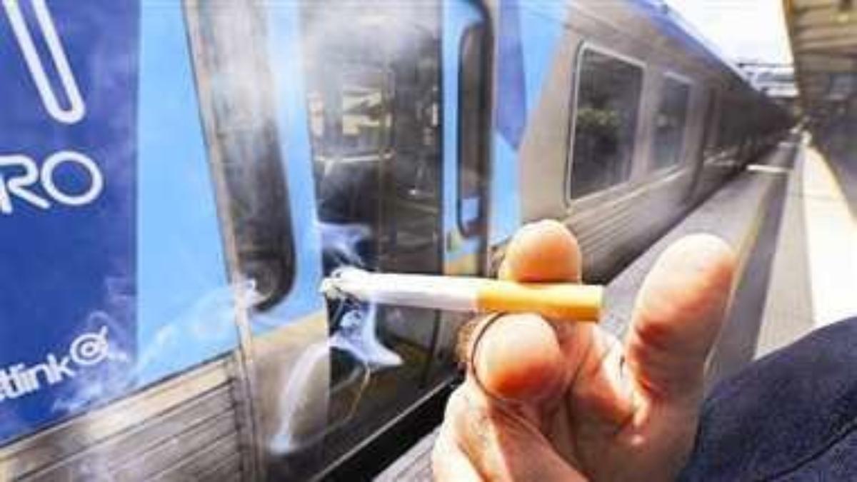 Railway Rules for Smoking: क्या आप भी ट्रेन में पीते हैं सिगरेट, तो जान लीजिए क्या है Railways Act 176 ?