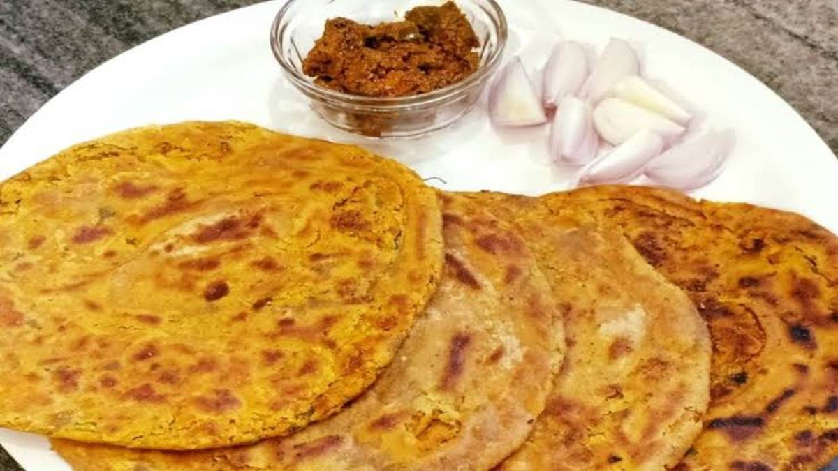 Gram Flour Roti Recipe: डिनर के लिए Try करें बेसन की रोटी, सभी को आ जाएगा मजा
