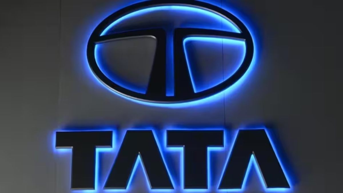 Tata Communications Share: टाटा समूह के शेयर ने निवेशकों की कराई छप्परफाड़ कमाई, 34 प्रतिशत दिया रिटर्न, आगे भी बढ़ेगी रफ्तार ?