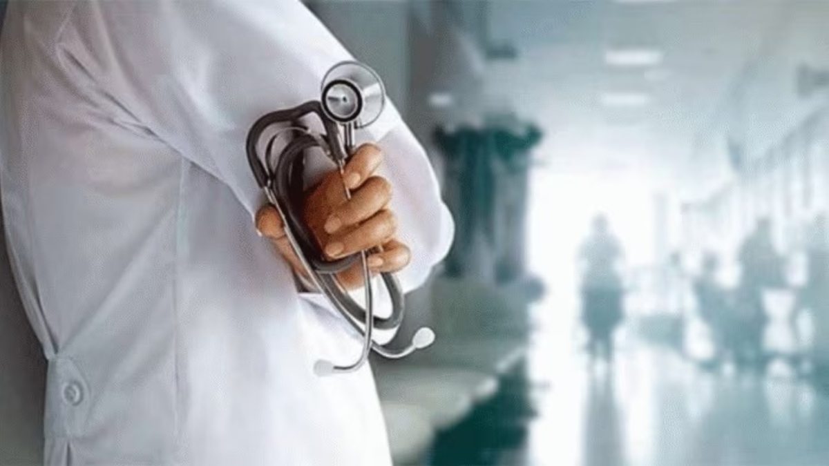 Big Breaking: गांधी मेडिकल कॉलेज में जूनियर डॉक्टर के बाद एक और MBBS के छात्र ने की खुदकुशी की कोशिश, हमीदिया अस्पताल में कर रहा है इंटर्नशिप