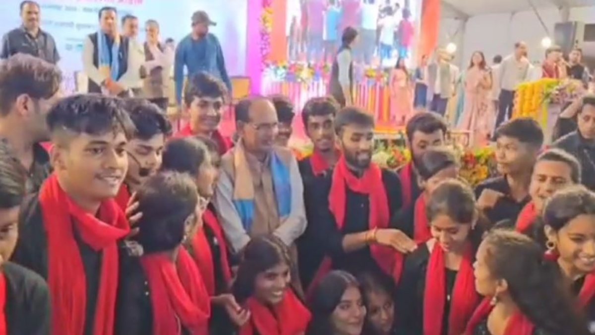 एमपी की पॉलिटिक्स में अब रैप सॉन्ग की एंट्री: CM शिवराज ने ट्वीट किया ‘अपना मामा आएगा’ का VIDEO