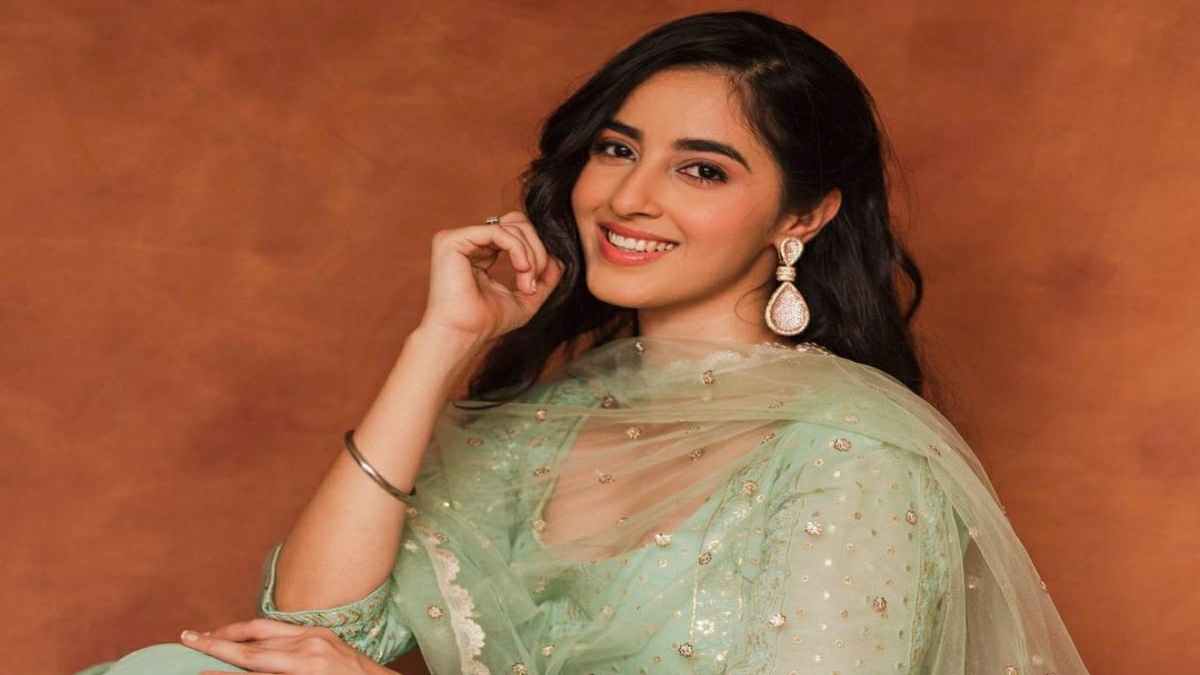 फिल्म गदर 2 से डेब्यू करने वाली सिमरत ने बताया मम्मी के साथ गोद में देखी थी गदर की शूटिंग, आज खुद हैं फिल्म की हीरोइन …
