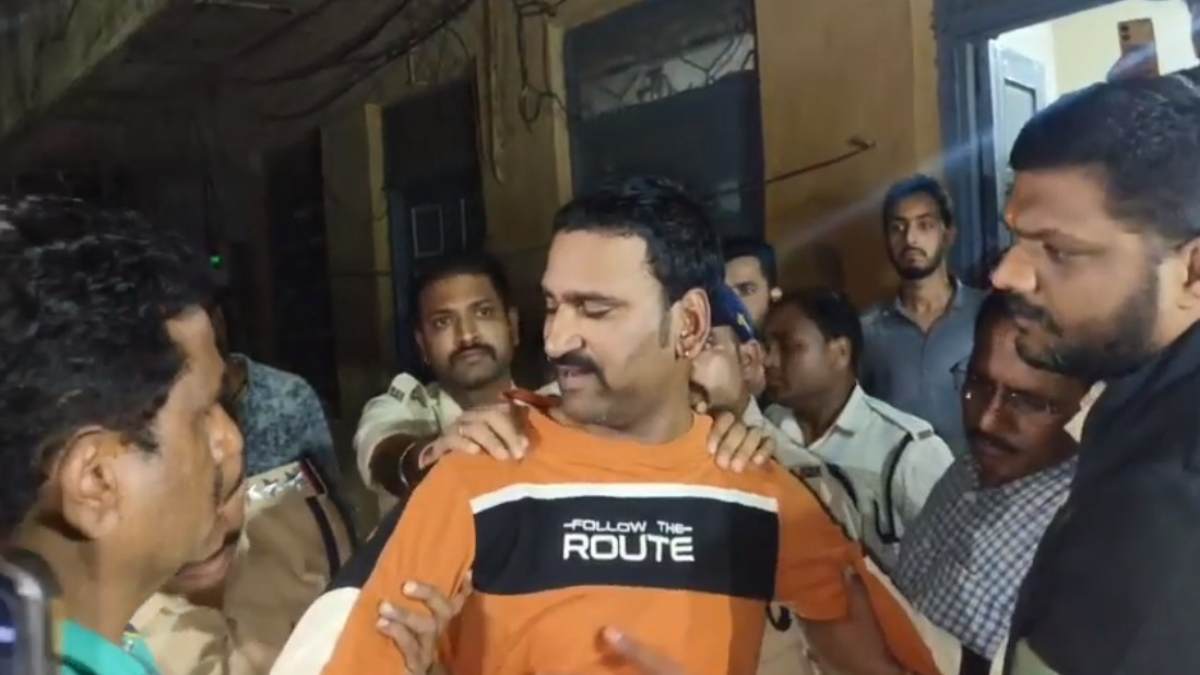 आपसी विवाद में पति ने पत्नी को मारी गोली: घर को बंद कर किया कैद, करीब 2 घंटे बाद पुलिस ने निकाला बाहर