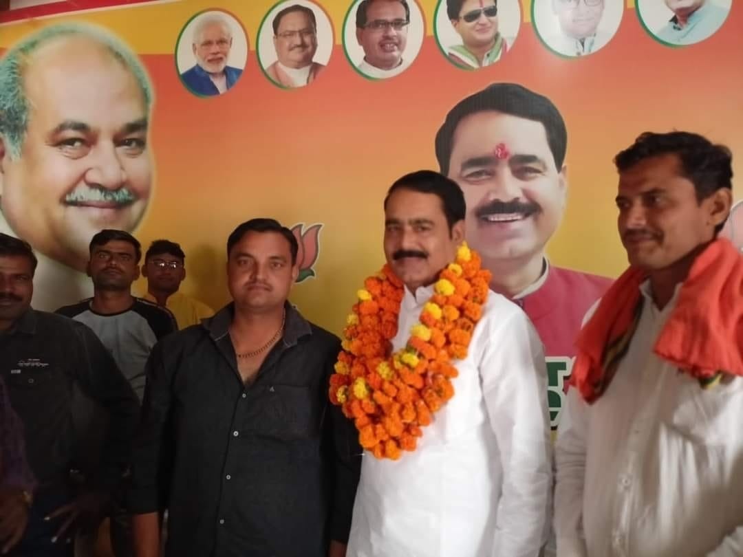 सियासतः बीजेपी प्रदेश महामंत्री रणवीर रावत का टिकट कटा, बेटे ने सोशल मीडिया पर दर्द बयां किया, चुनाव प्रबंधन समिति के संयोजक तोमर बोले- घर का मामला