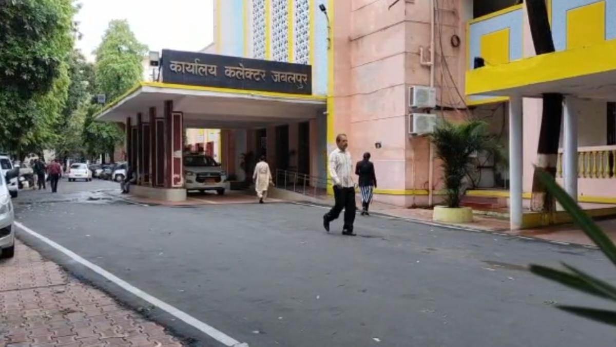 कलेक्टर न्यायालय का बड़ा फैसलाः गेहूं उपार्जन प्रक्रिया में गड़बड़ी करने वाले ट्रांसपोर्टर पर लगाया 32 लाख का जुर्माना, मामला चार साल पुराना