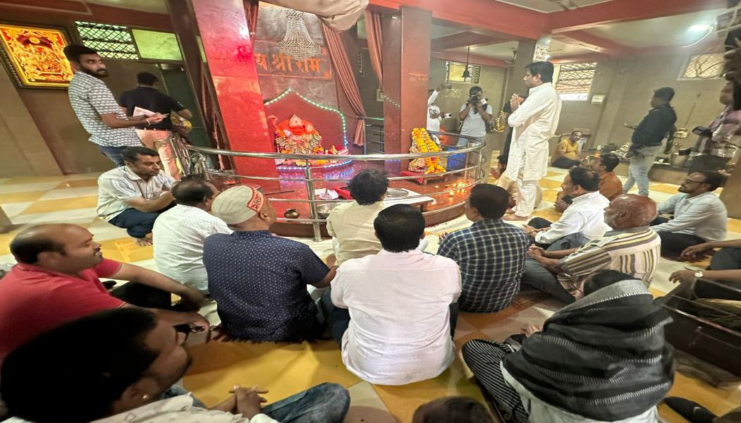 कांग्रेस का सद्बुद्धि यज्ञः 50 कार्यकर्ताओं में से 5 ने ही किया हनुमान चालीसा का पाठ, कार्यक्रम खत्म होने पर पहुंचे शहर विधायक