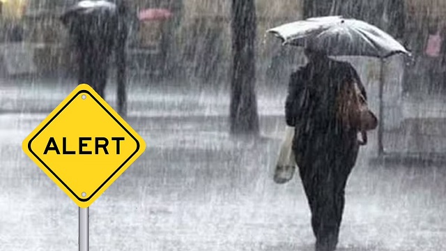 WEATHER UPDATE : उत्तर पश्चिमी बंगाल की खाड़ी में कम दबाव का क्षेत्र बना, 48 घंटे में कई जिलों में भारी से अति भारी बारिश की संभावना